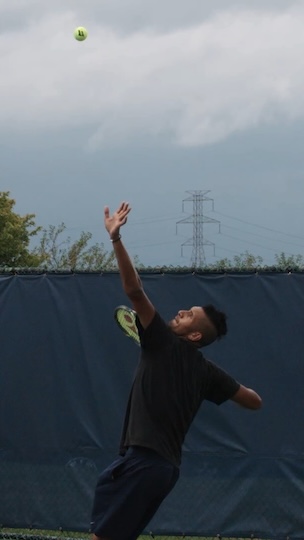 A good tossing arm position